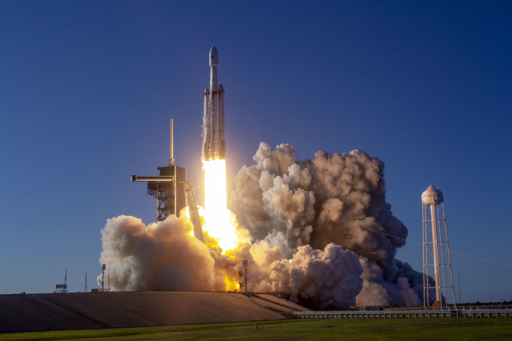 SpaceX Falcon Heavy. Source : NASA