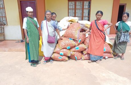 Women with the Lakadong Turmeric