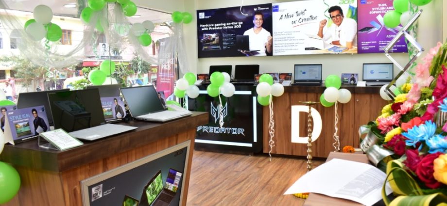 Fourth Acer showroom in Northeast